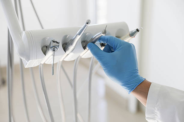 Professional Emergency Dentist technician working in Berea, OH